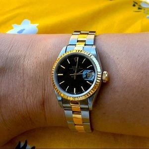 Woman Rolex Oyster Perpetual Date
